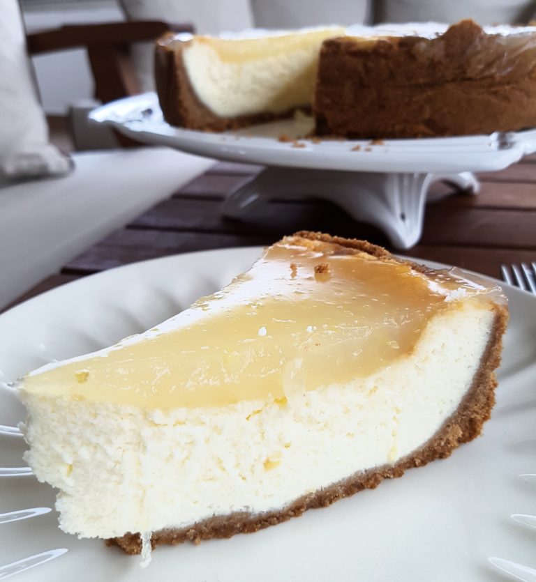 Burçak Bisküvi Tabanlı Pratik Limonlu Cheesecake Tarifi